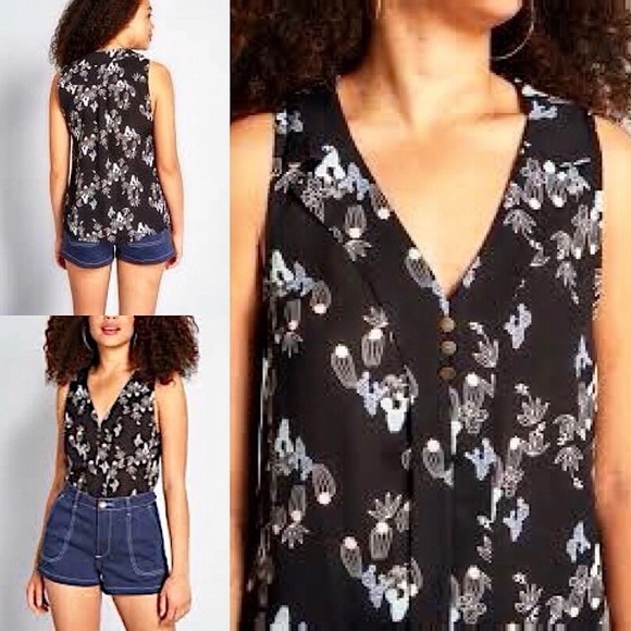 ModCloth Cactus Print Unrivaled Enjoyment Black 2XL Top ModCloth Plus Quirky - Picture 2 of 5